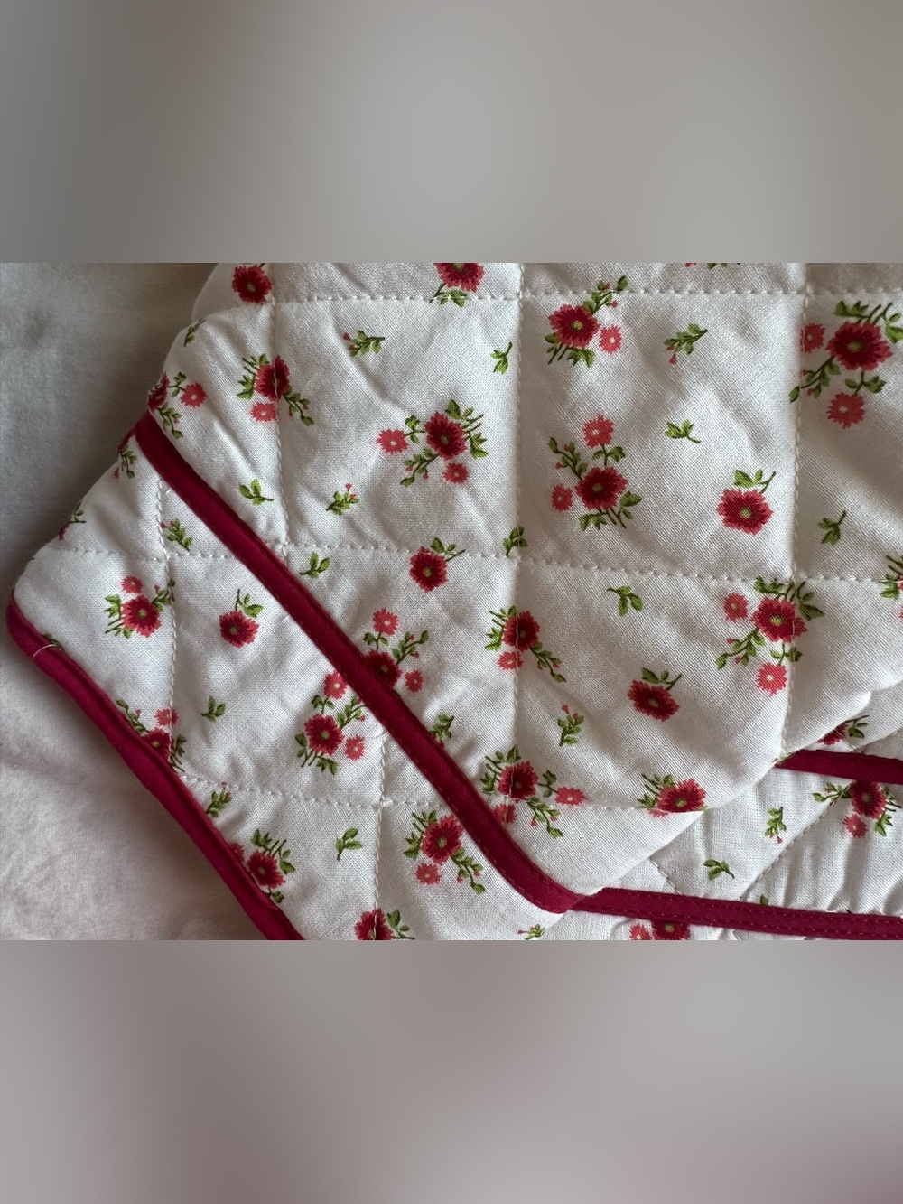 7 For All Mankind Floral Quilted Cropped Jacket Cottagecore White Red M - Picture 3 of 12